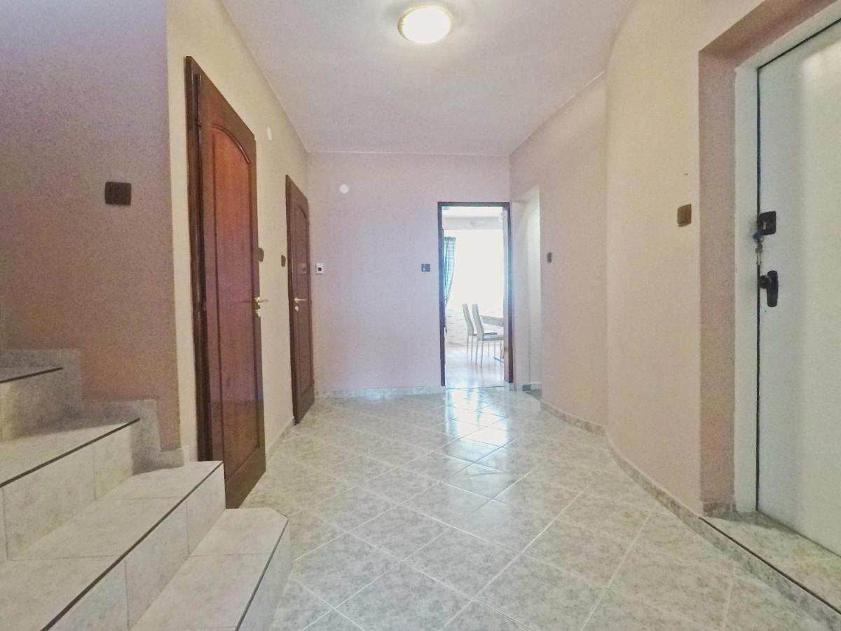 Spacious And Bright Maisonette Varna Center Екстер'єр фото