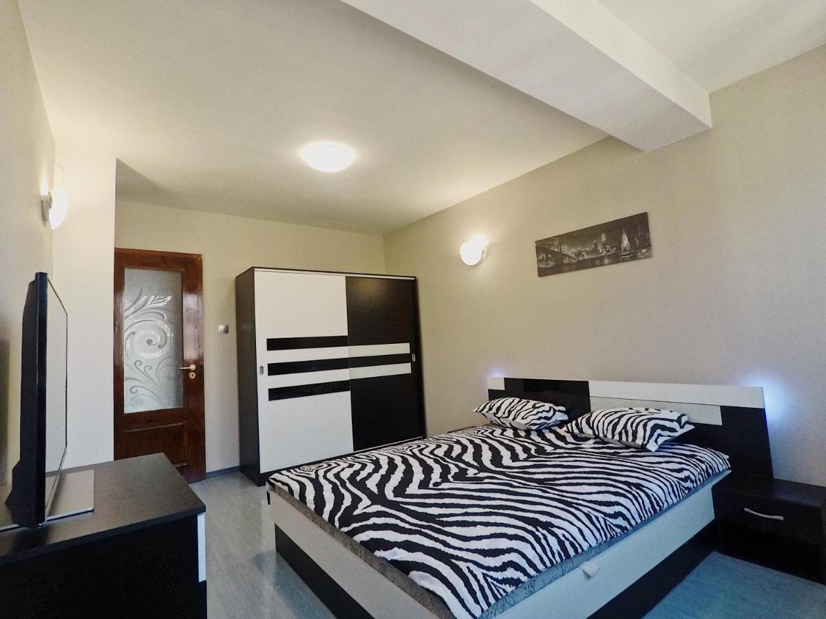 Spacious And Bright Maisonette Varna Center Екстер'єр фото