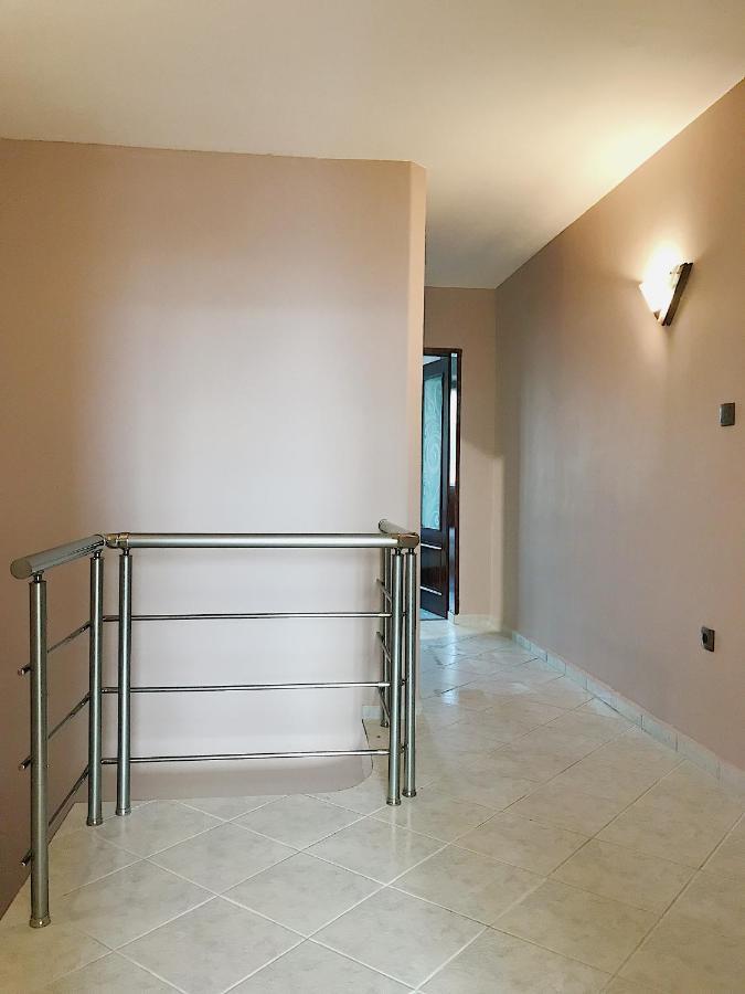 Spacious And Bright Maisonette Varna Center Екстер'єр фото